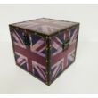 Kép 2/2 - Kocka alakú angol zászlós tárolóláda